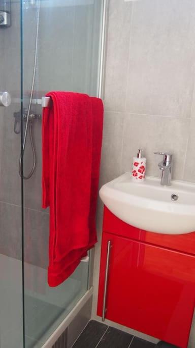 Le 105 Bis Eiffel Bed & Breakfast Paris Eksteriør bilde